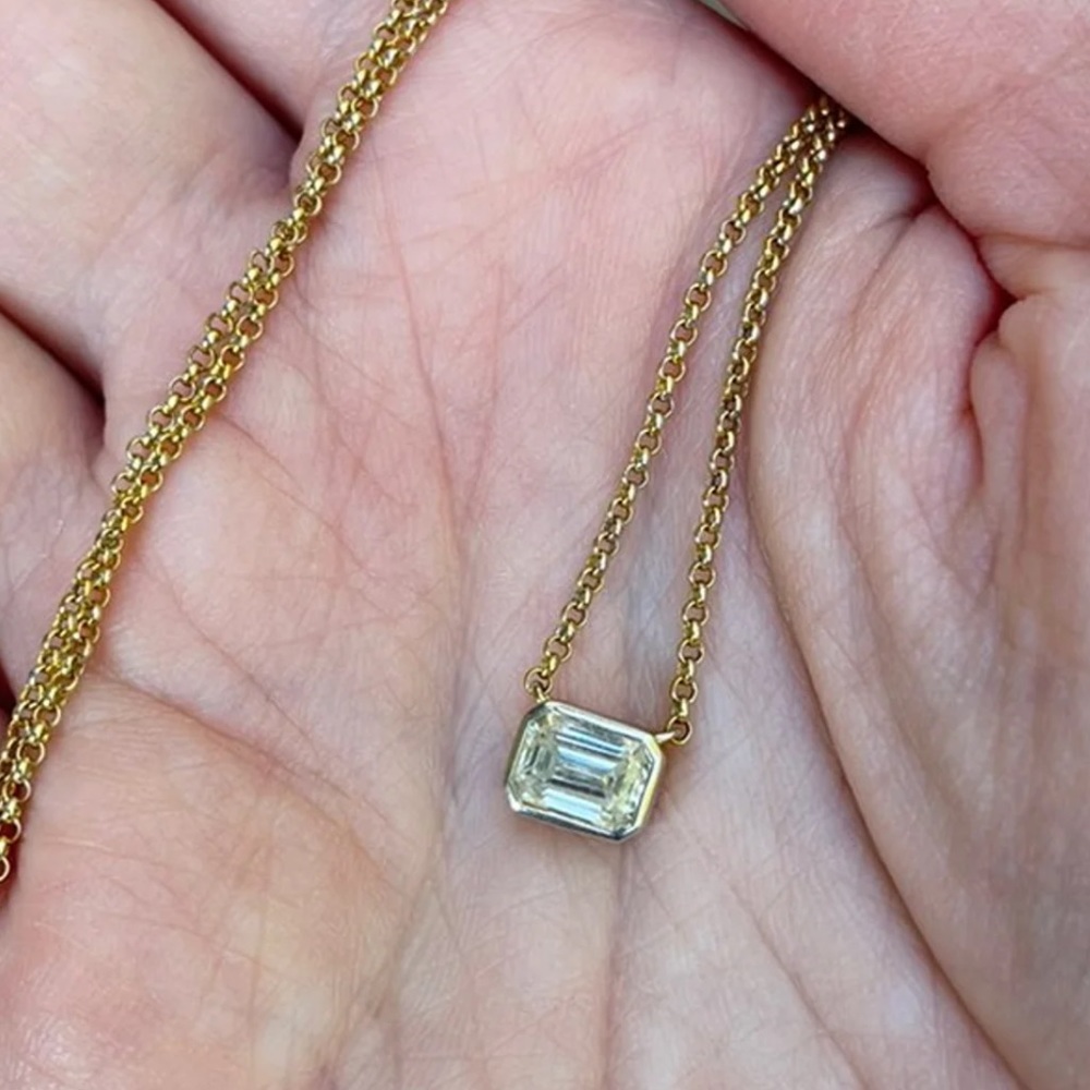 Moissanite Diamond necklace